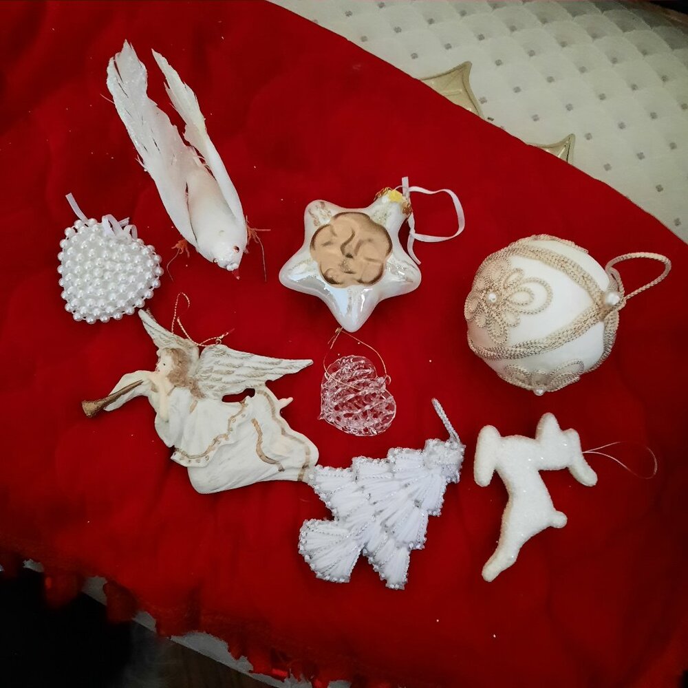14 White Christmas Tree Ornaments